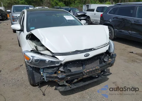 2015 Kia Cadenza Premium z USA, uszkodzony, nr VIN KNALN4D70F5178237